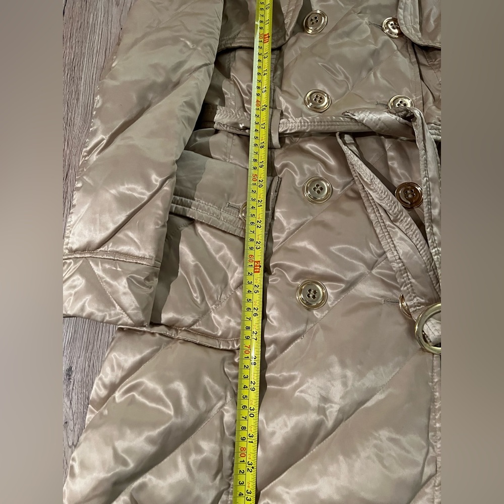 Coat - Picture 15 of 16